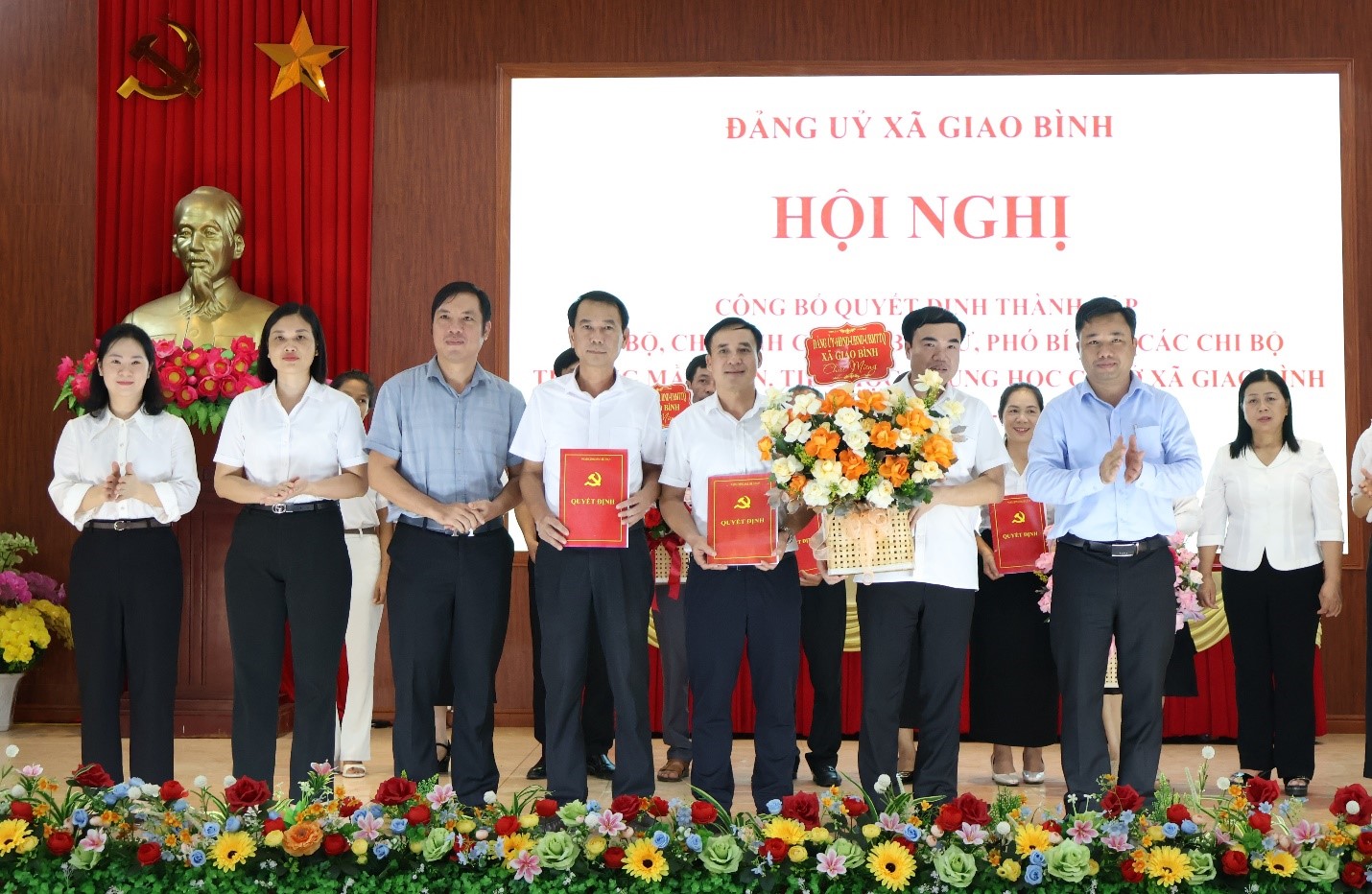 Hội nghị công bố Quyết định thành lập Chi bộ và chỉ định Chi ủy, Bí thư, Phó Bí thư các Chi bộ trường Mầm non, Tiểu học, THCS xã Giao Bình,  nhiệm kỳ 2025 – 2030.